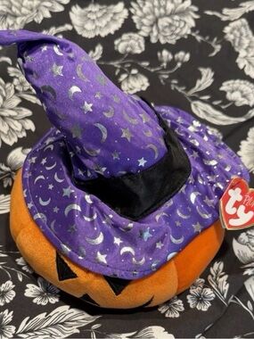 Vintage Ty Gourdy Pumpkin Plush Toy